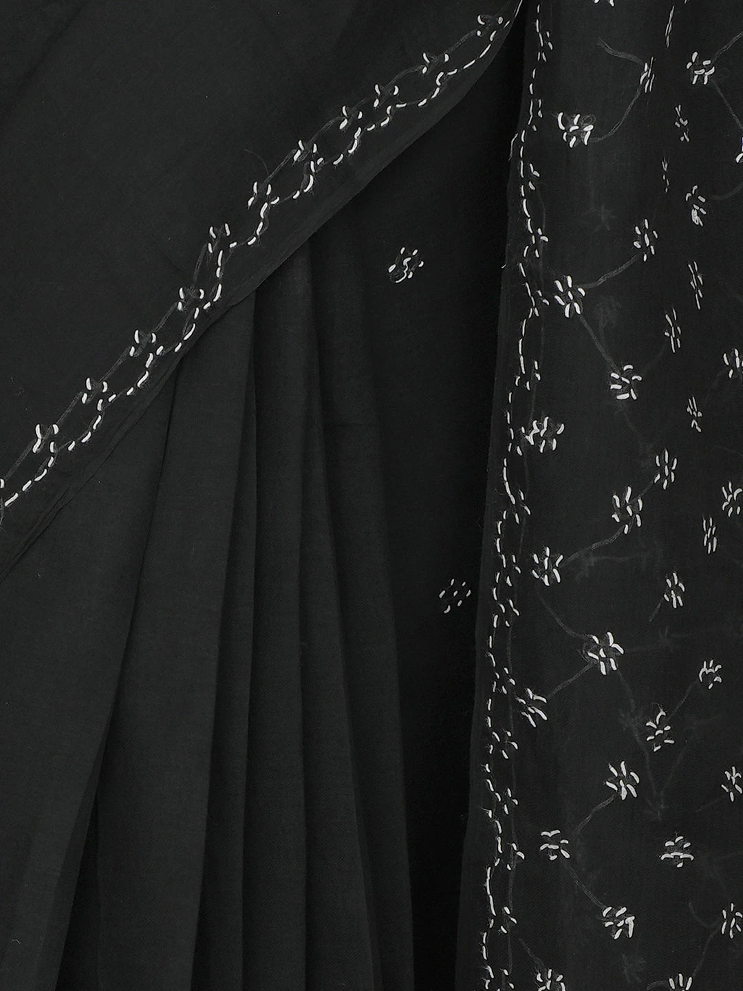 Ada Hand Embroidered Black Cotton Lucknowi Chikankari Saree With Blouse 01A882930