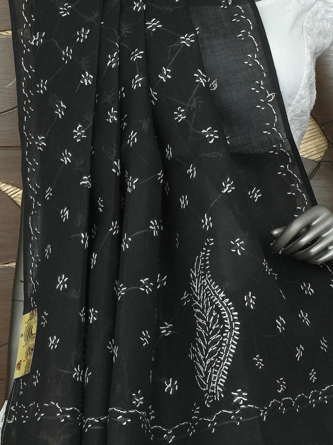 Ada Hand Embroidered Black Cotton Lucknowi Chikankari Saree With Blouse 01A882930