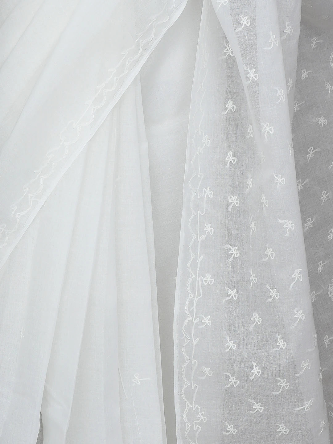 Ada Hand Embroidered White Cotton Lucknowi Chikankari Saree With Blouse 01A882920