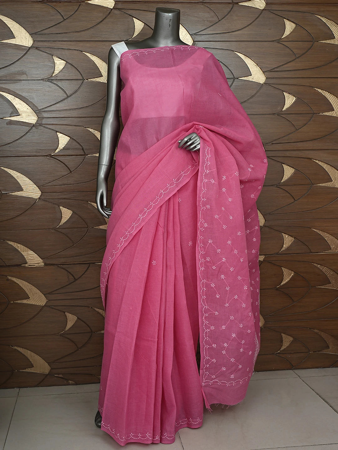 Ada Hand Embroidered Magenta Cotton Lucknowi Chikankari Saree With Blouse 01A882918