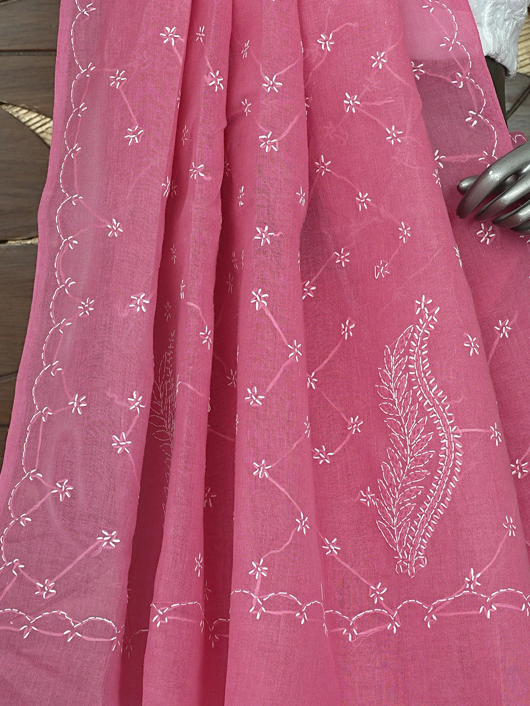 Ada Hand Embroidered Magenta Cotton Lucknowi Chikankari Saree With Blouse 01A882918