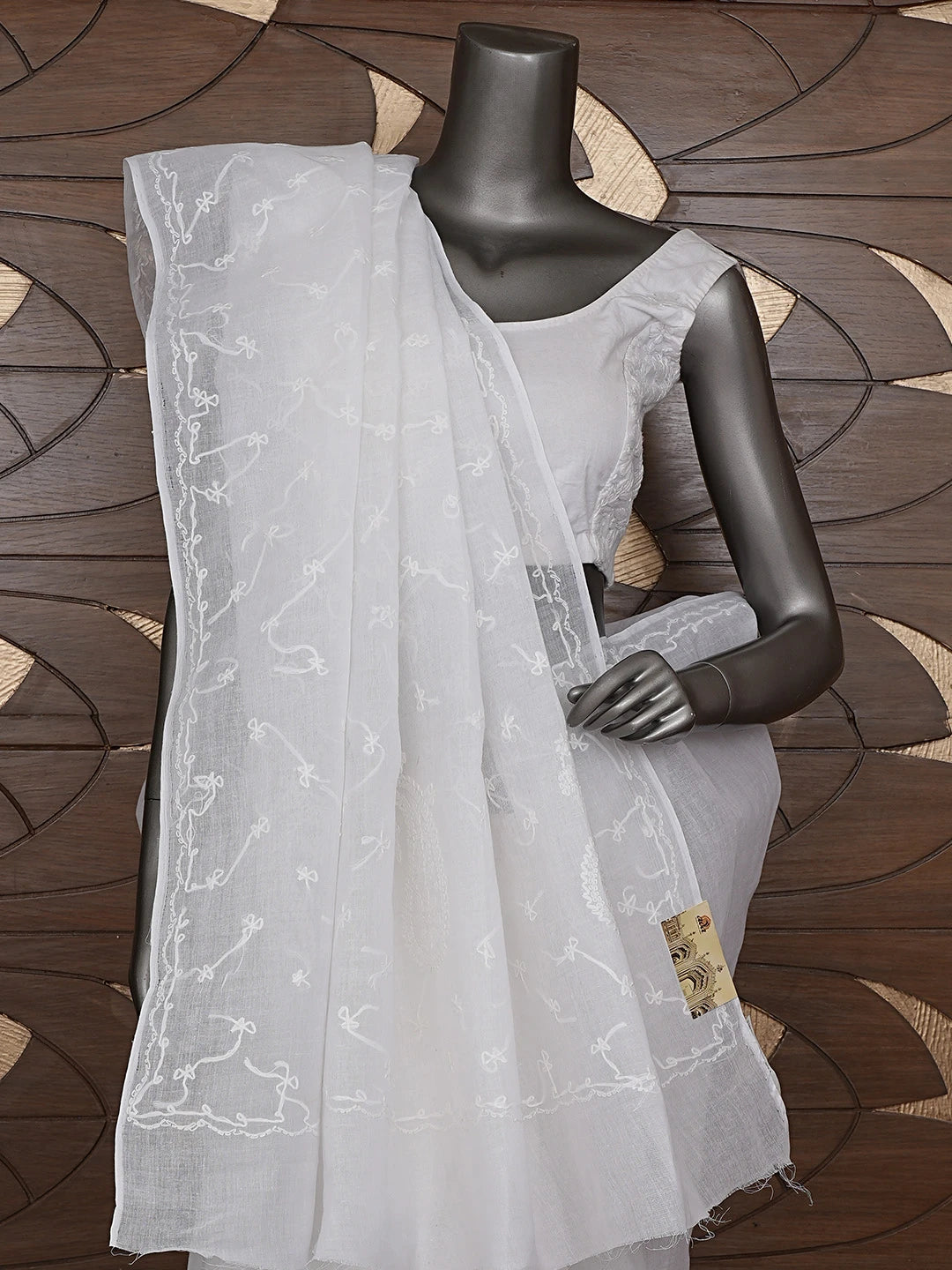 Ada Hand Embroidered White Cotton Lucknowi Chikankari Saree and Blouse 01A882922