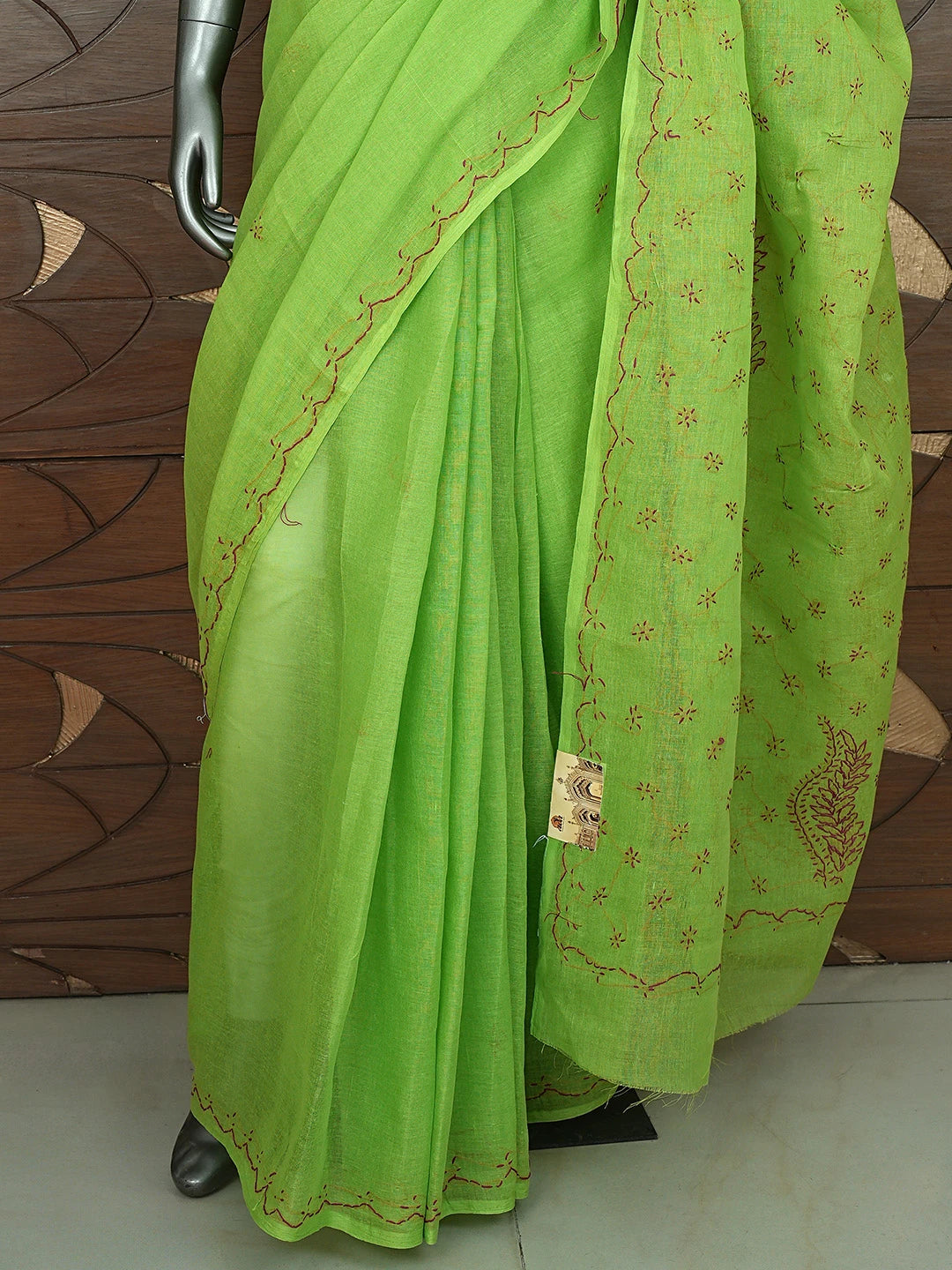 Ada Hand Embroidered Green Cotton Lucknowi Chikankari Saree and Blouse 01A882872