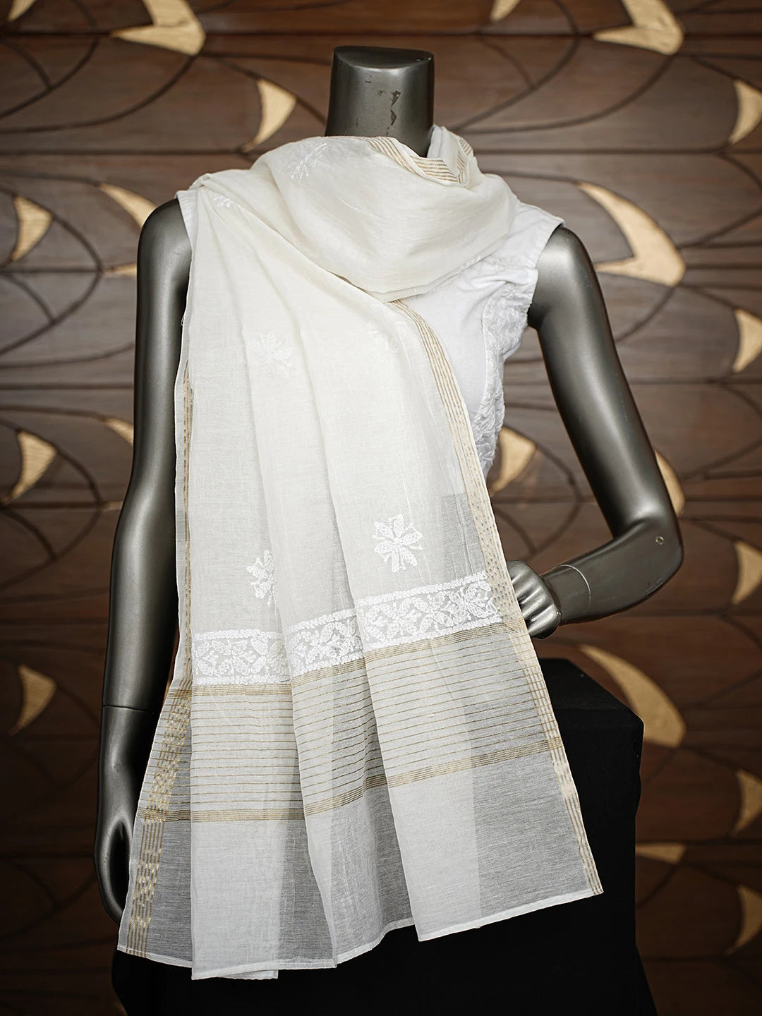 Ada Hand Embroidered White Chanderi Lucknowi Chikankari Dupatta 01A862707