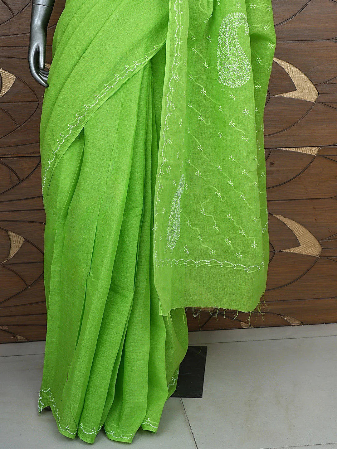 Ada Hand Embroidered Green Cotton Lucknowi Chikankari Saree and Blouse 01A882864