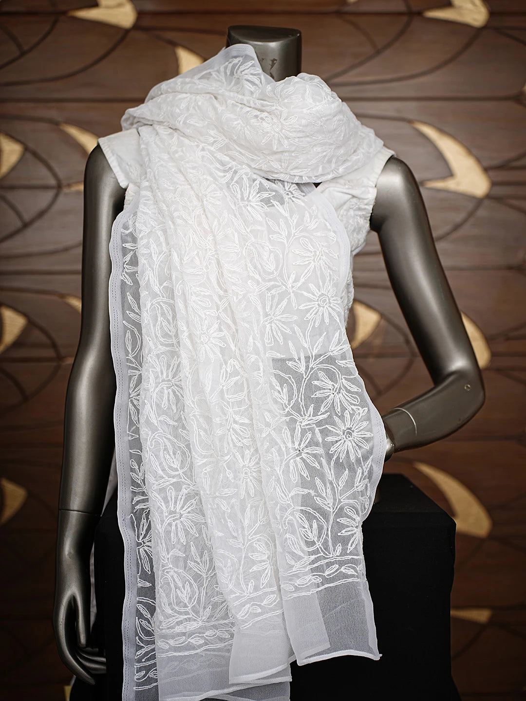 Ada Hand Embroidered White Georgette Lucknowi Chikankari Dupatta 01A779393