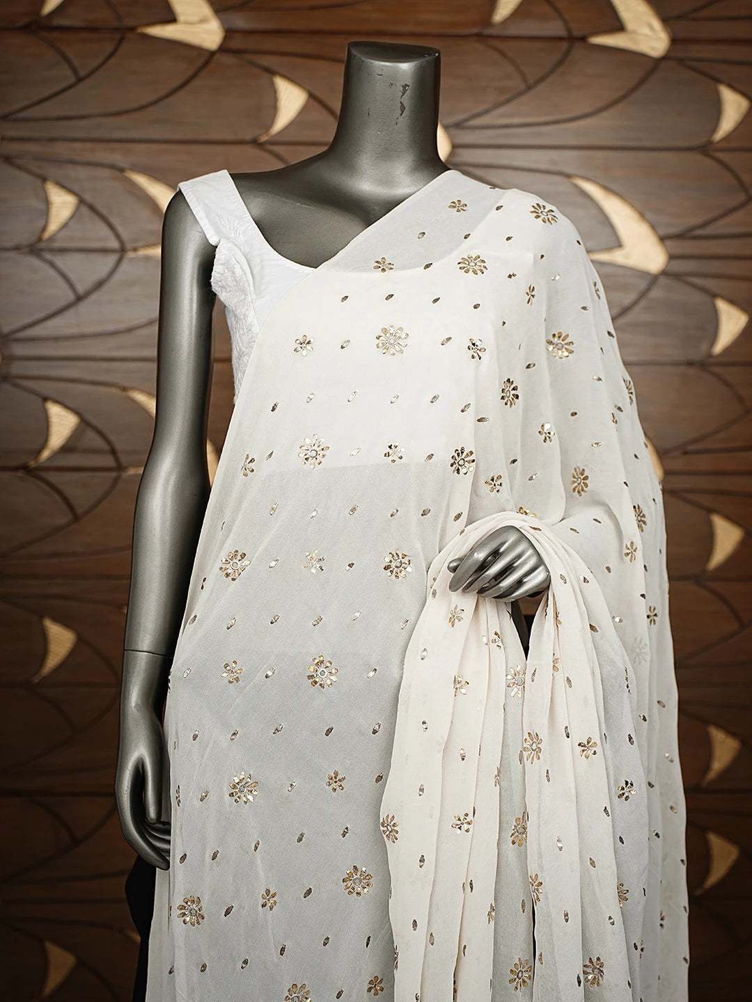 Ada Hand Embroidered Ivory Pure Georgette Dupatta With Muqaish Work 01A889825