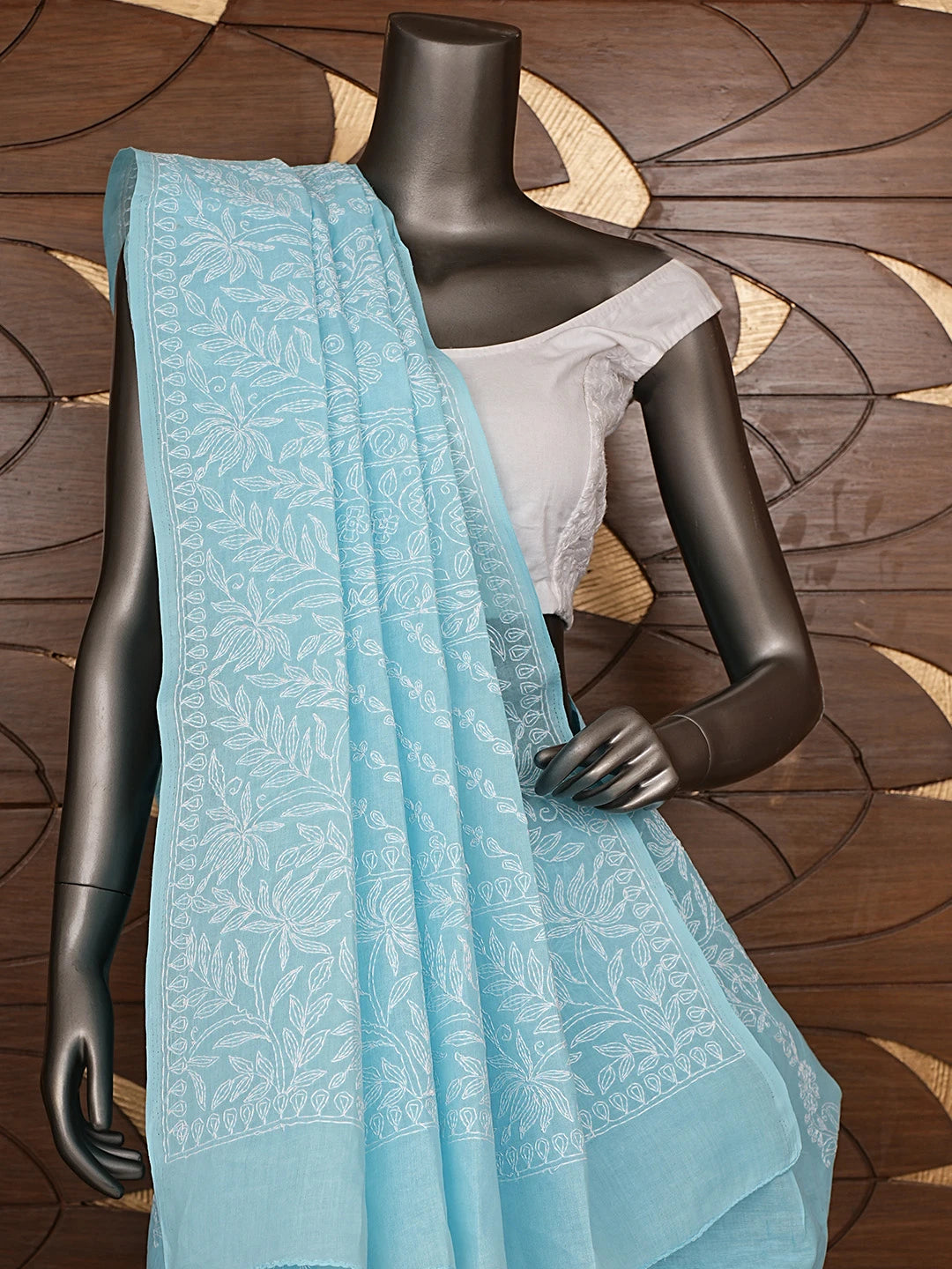 Ada Hand Embroidered Blue Cotton Lucknowi Chikankari Saree With Blouse 01A891085