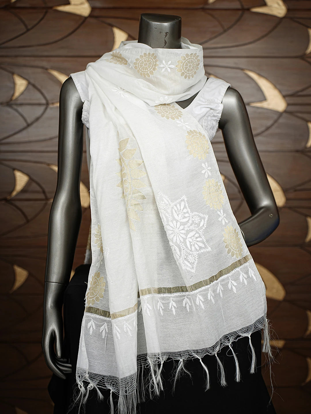 Ada Hand Embroidered White Chanderi Lucknowi Chikankari Dupatta A339231