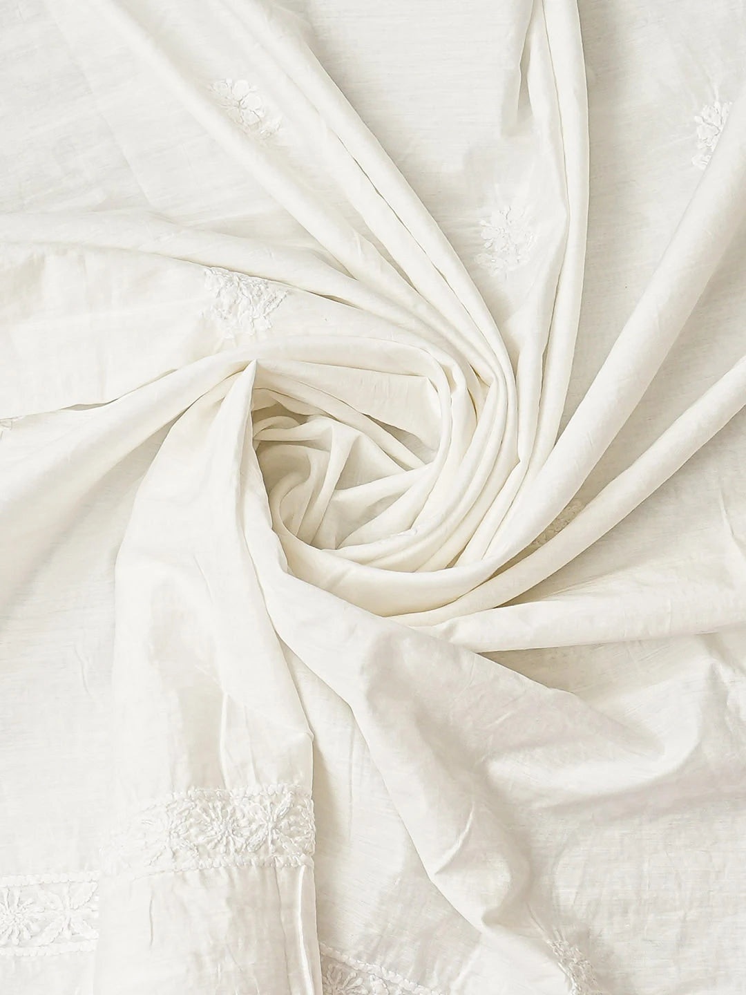 Ada Hand Embroidered White Chanderi Lucknowi Chikankari Unstitched Kurta Dupatta Set With Cutdana Work 01A685190