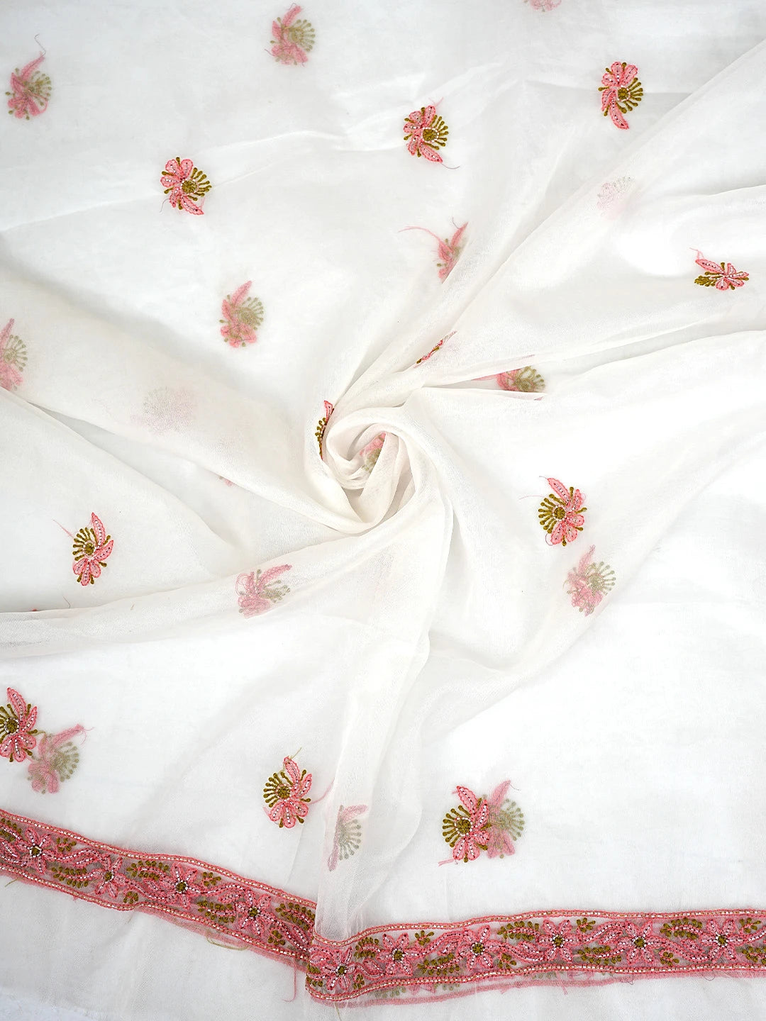 Ada Hand Embroidered White Old Lace Organza Lucknowi Chikankari Unstitched Kurta Dupatta Set With Cutdana Work 01A873058