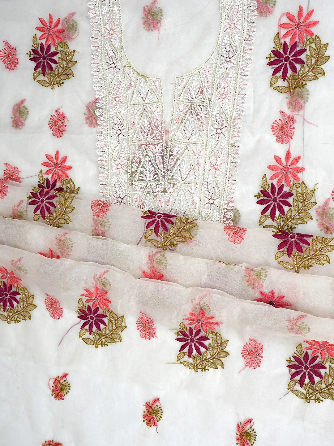 Ada Hand Embroidered White Old Lace Organza Lucknowi Chikankari Unstitched Kurta Dupatta Set With Cutdana Work 01A873058