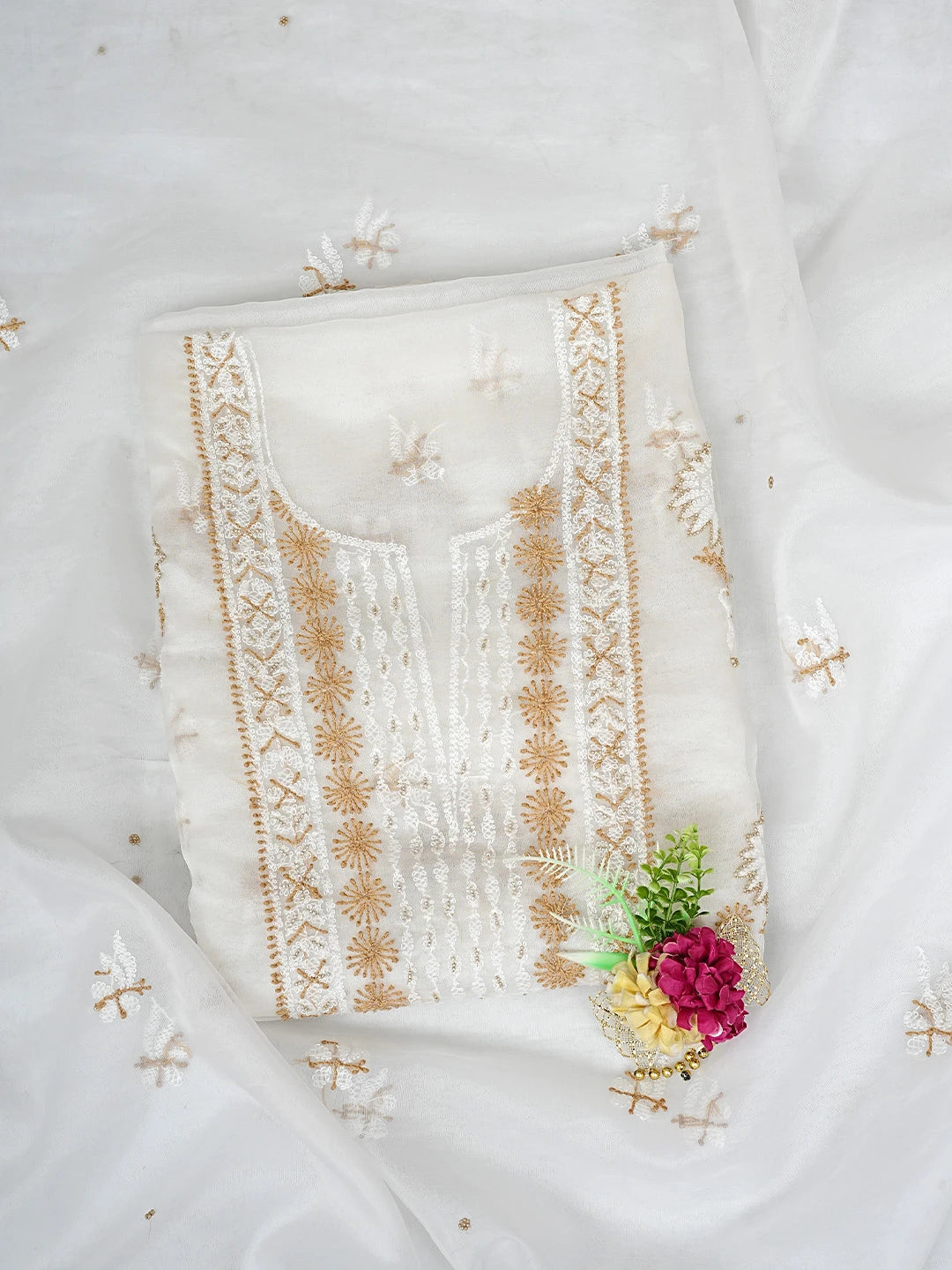 Ada Hand Embroidered White Old Lace Organza Lucknowi Chikankari Unstitched Kurta Dupatta Set With Cutdana Work 01A223560