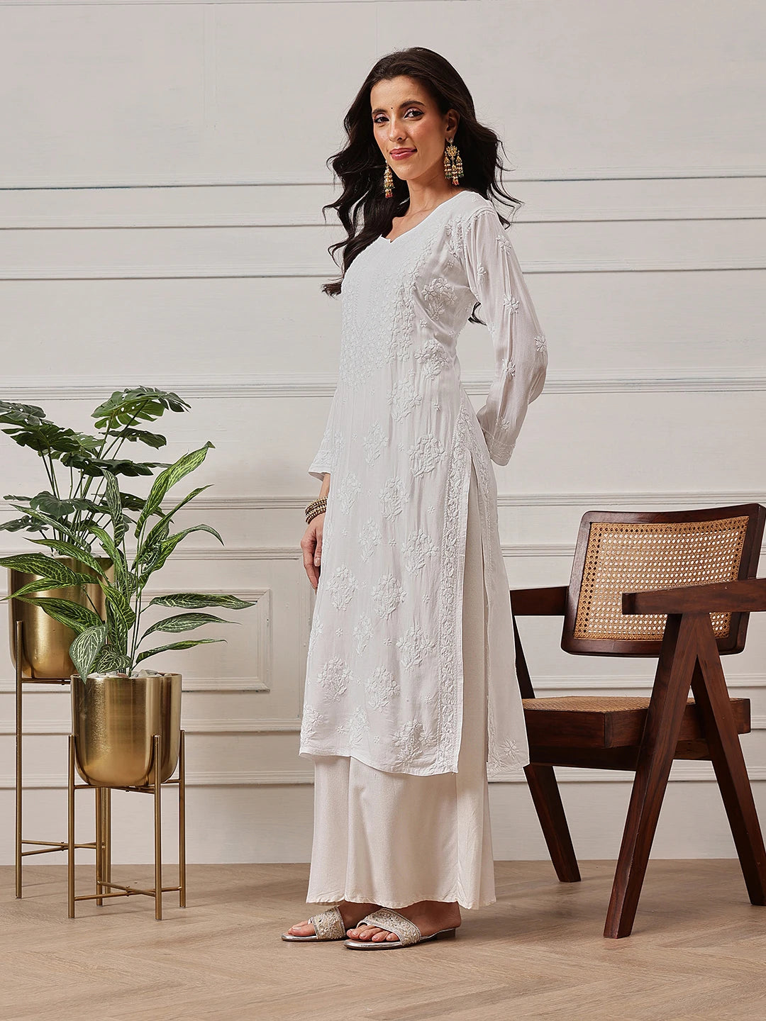 Ada Hand Embroidered White Modal Lucknowi Chikankari Straight Kurta A411808