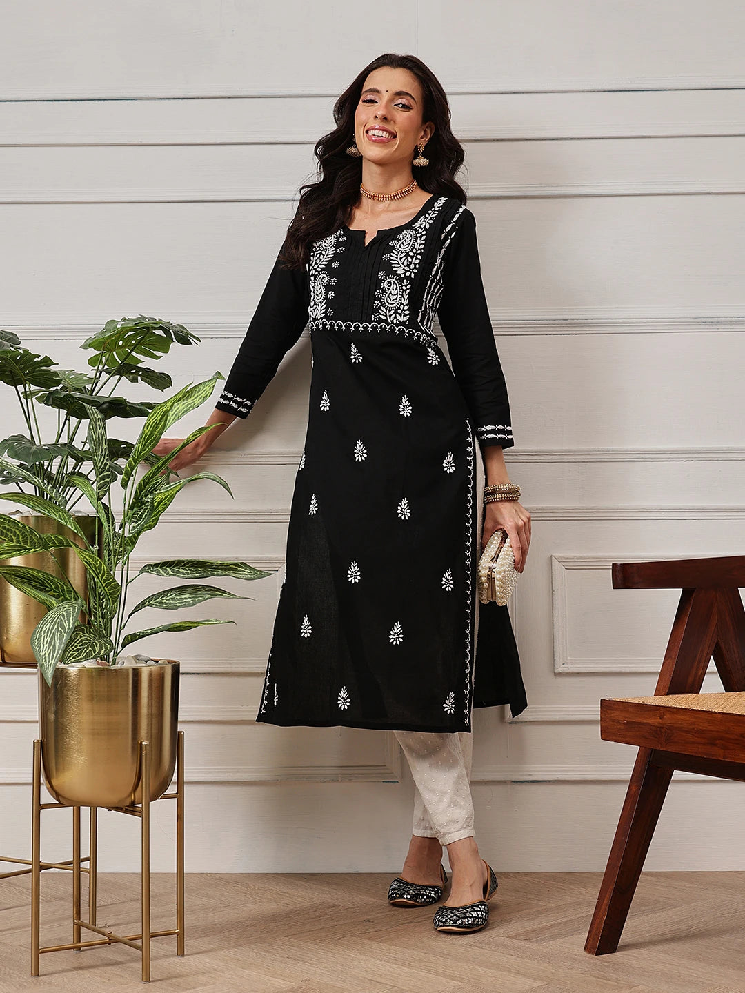 Ada Hand Embroidered Black Cotton Lucknowi Chikankari Straight Kurta A411436