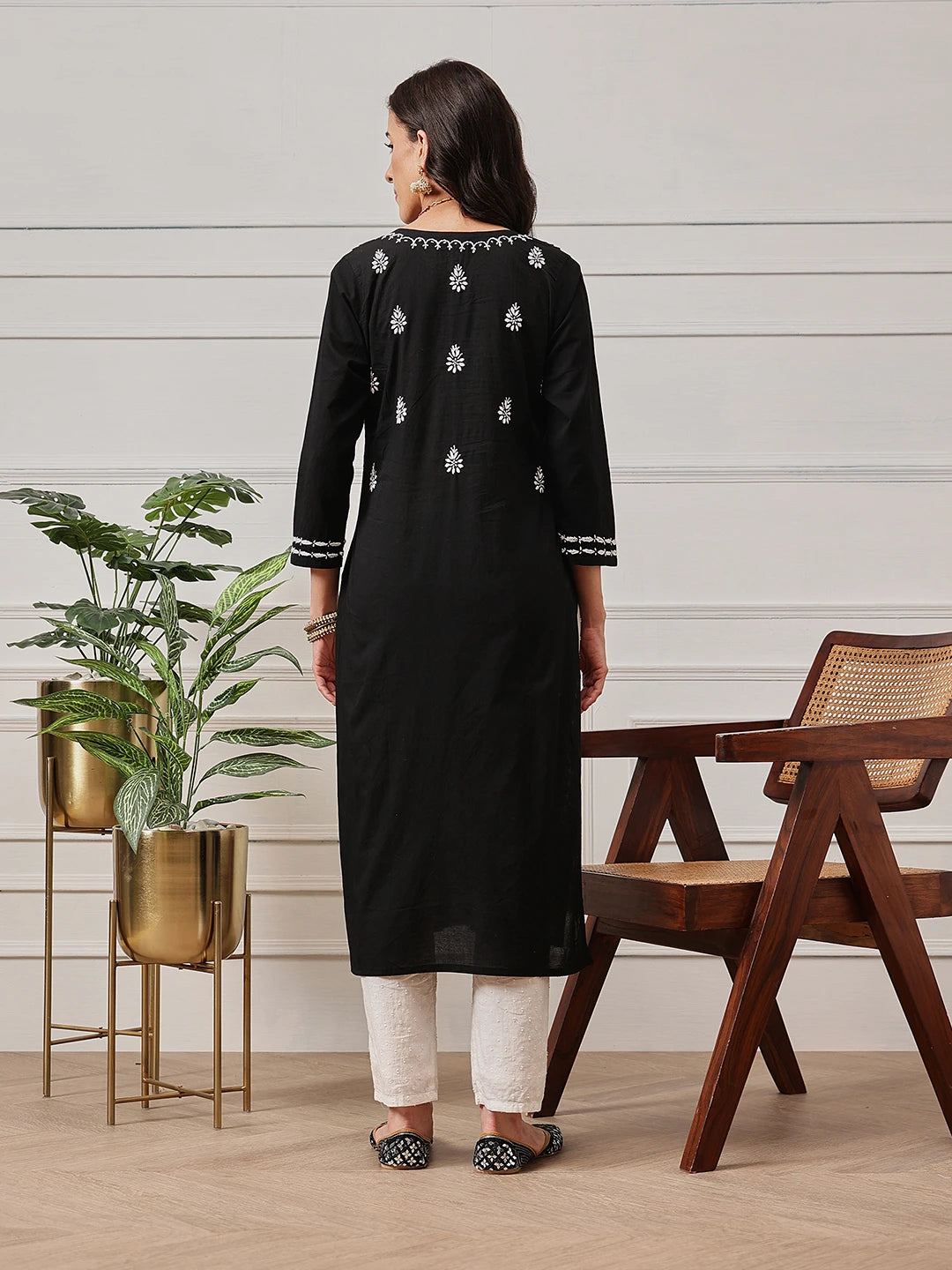 Ada Hand Embroidered Black Cotton Lucknowi Chikankari Straight Kurta A411436