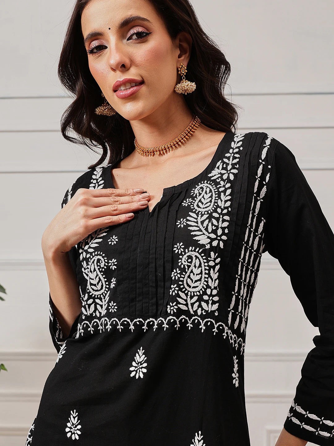 Ada Hand Embroidered Black Cotton Lucknowi Chikankari Straight Kurta A411436