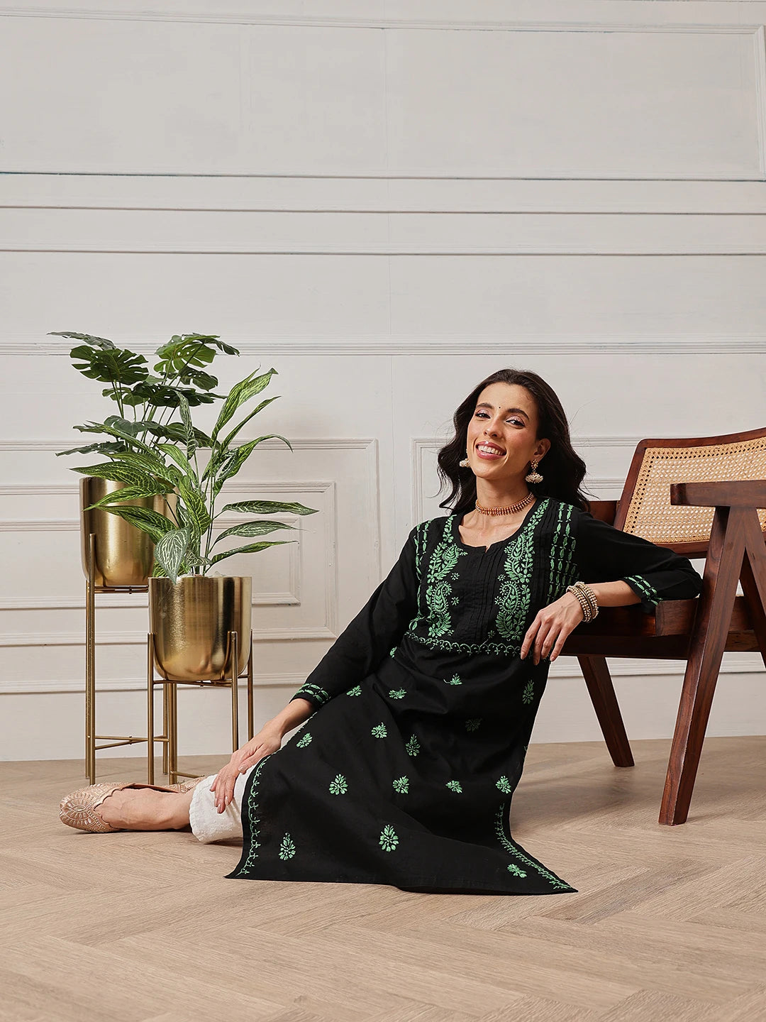 Ada Hand Embroidered Black Cotton Lucknowi Chikankari Straight Kurta A411427