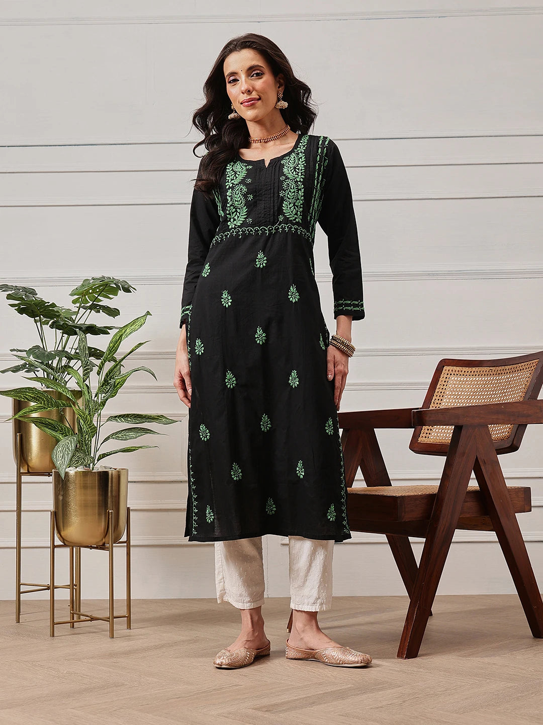 Ada Hand Embroidered Black Cotton Lucknowi Chikankari Straight Kurta A411427