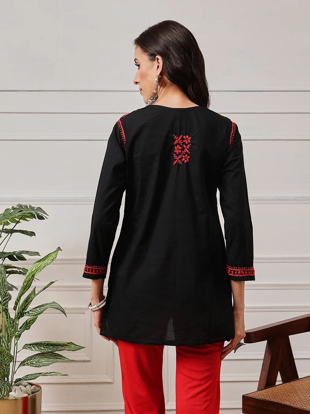 Ada Hand Embroidered Black Cotton Lucknowi Chikankari Straight Kurti A100389