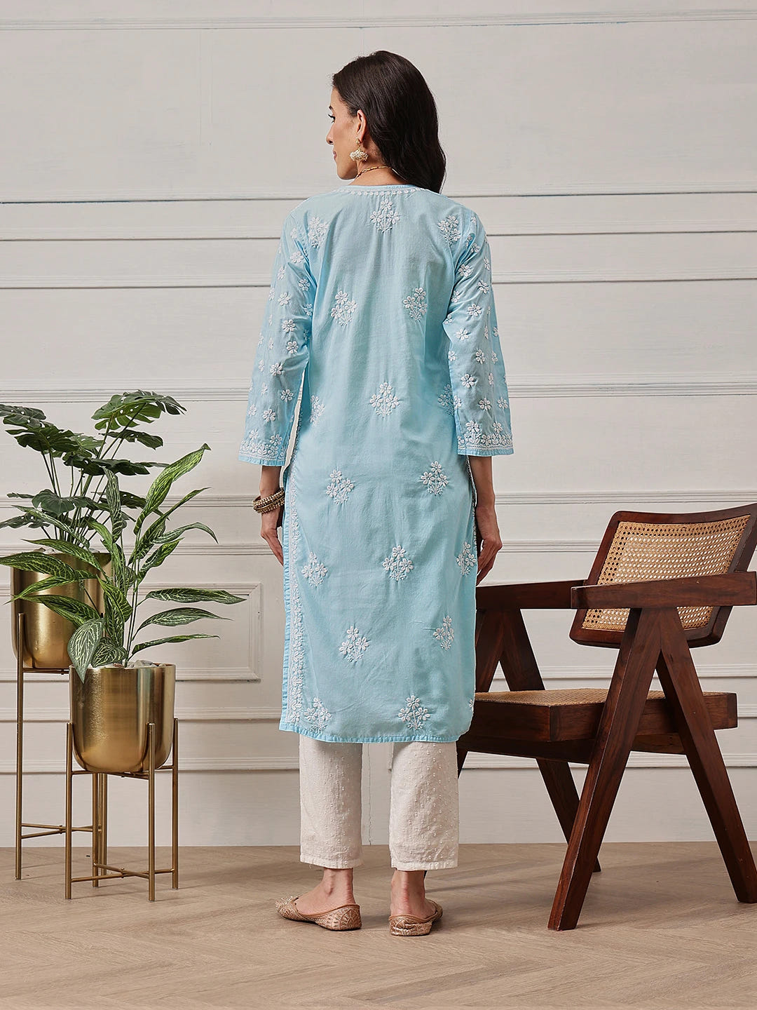 Ada Hand Embroidered Blue Cotton Lucknowi Chikankari Straight Kurta A411695