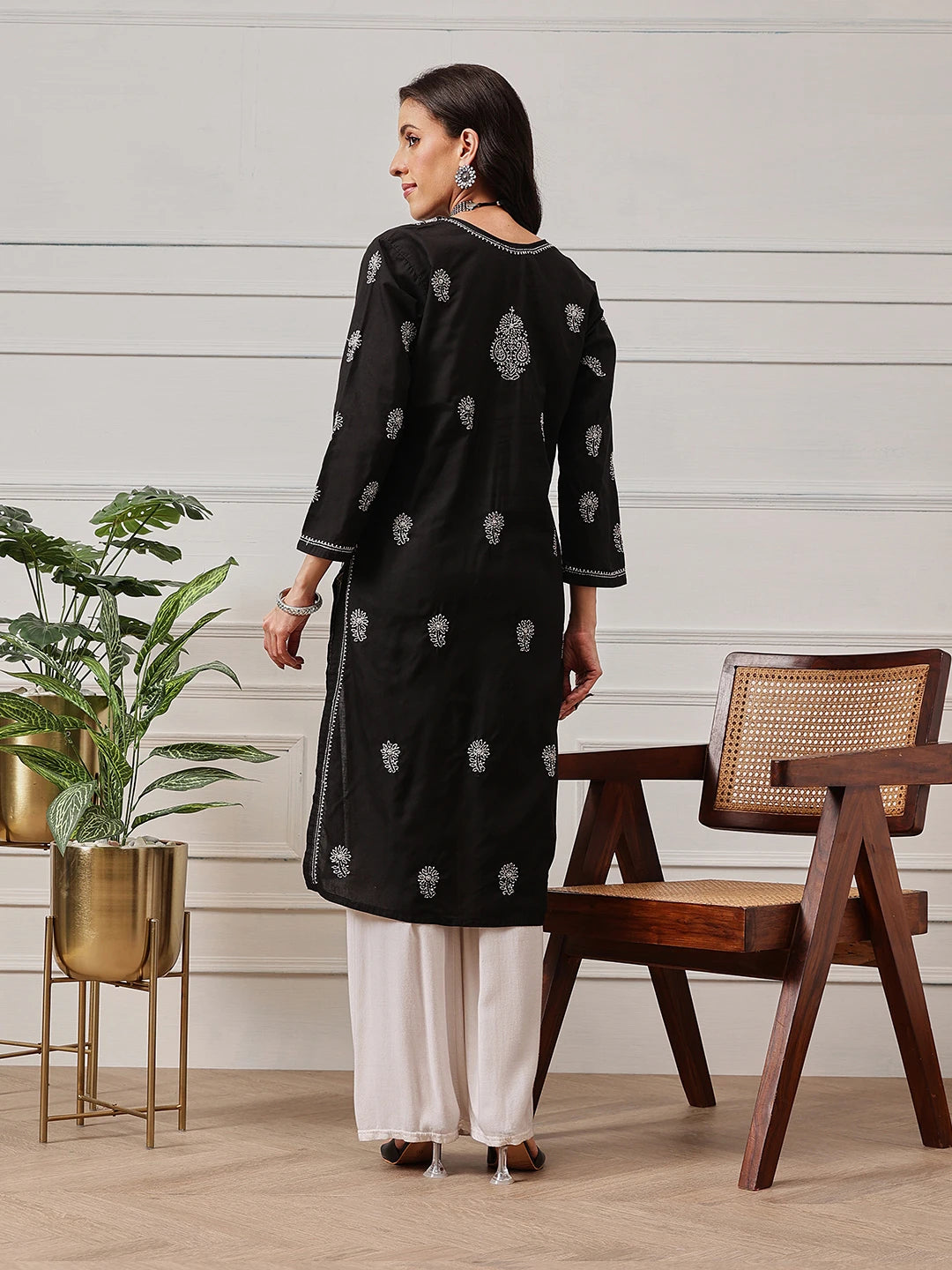 Ada Hand Embroidered Black Cotton Lucknowi Chikankari Straight Kurta A100469