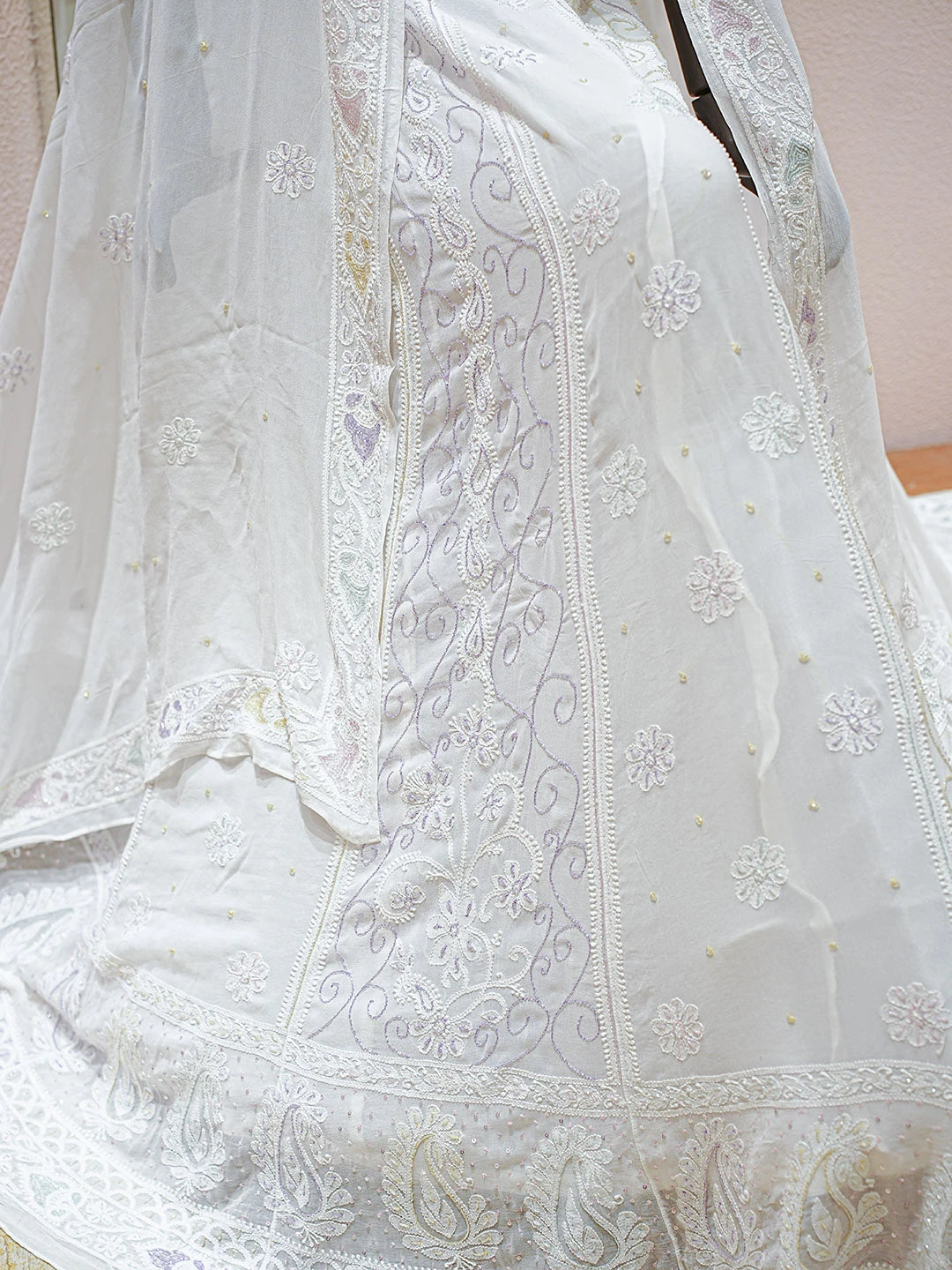 Ada Hand Embroidered White Viscose Georgette Lucknowi Chikankari Lehenga Set With Cutdana Work 01A762698