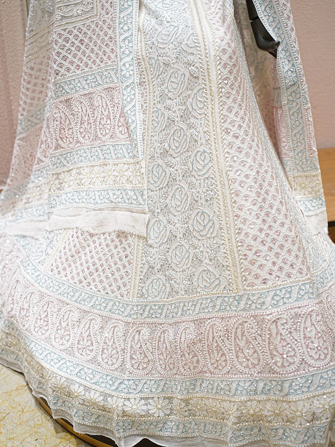 Ada Hand Embroidered Off White Pure Georgette Lucknowi Chikankari Lehenga Set With Sequinned Work 01A881564
