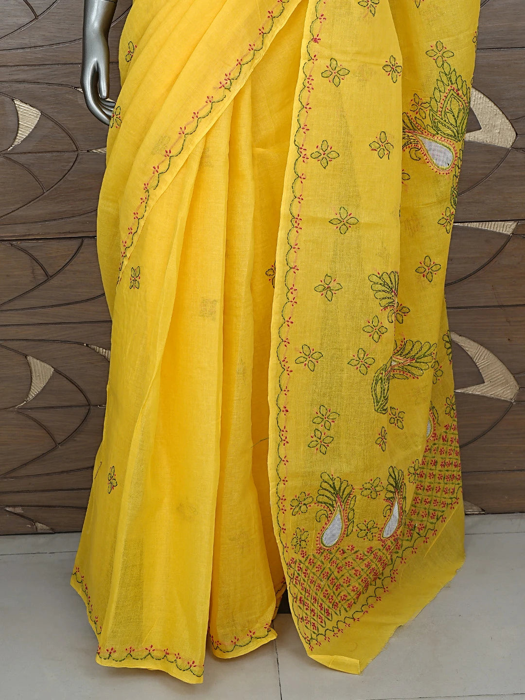 Ada Hand Embroidered Yellow Cotton Lucknowi Chikankari Saree With Blouse 01A891784