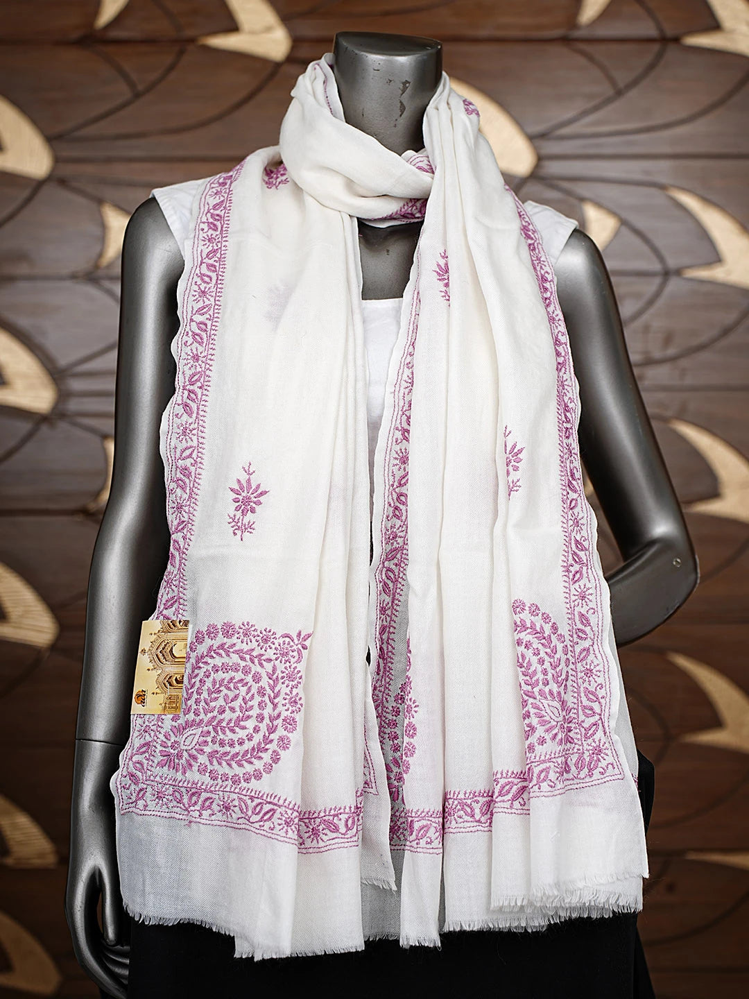 Ada Hand Embroidered White Pashmina Lucknowi Chikankari Shawl 01A897275