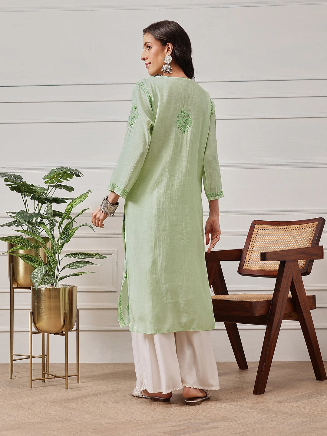 Ada Hand Embroidered Green Chanderi Lucknowi Chikankari Straight Kurta A411781
