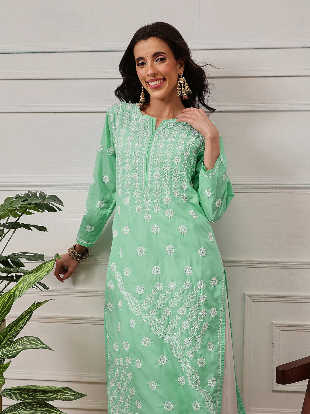 Ada Hand Embroidered Sea Green Cotton Lucknowi Chikankari Straight Kurta A411418