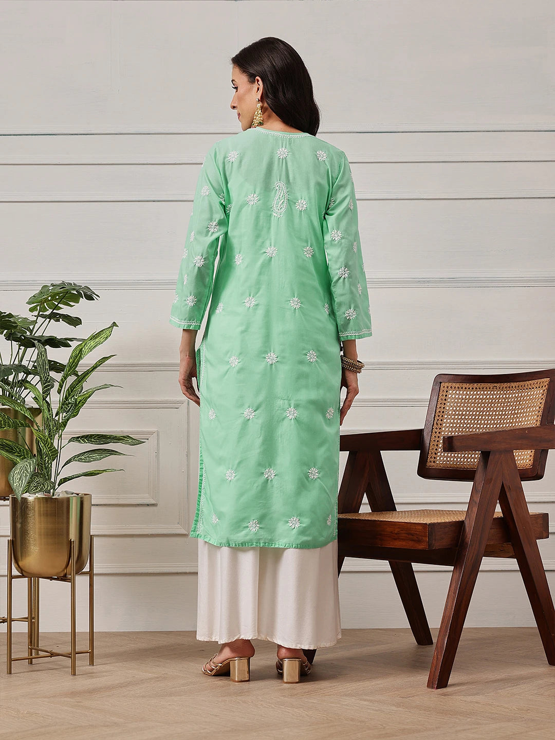 Ada Hand Embroidered Sea Green Cotton Lucknowi Chikankari Straight Kurta A411418