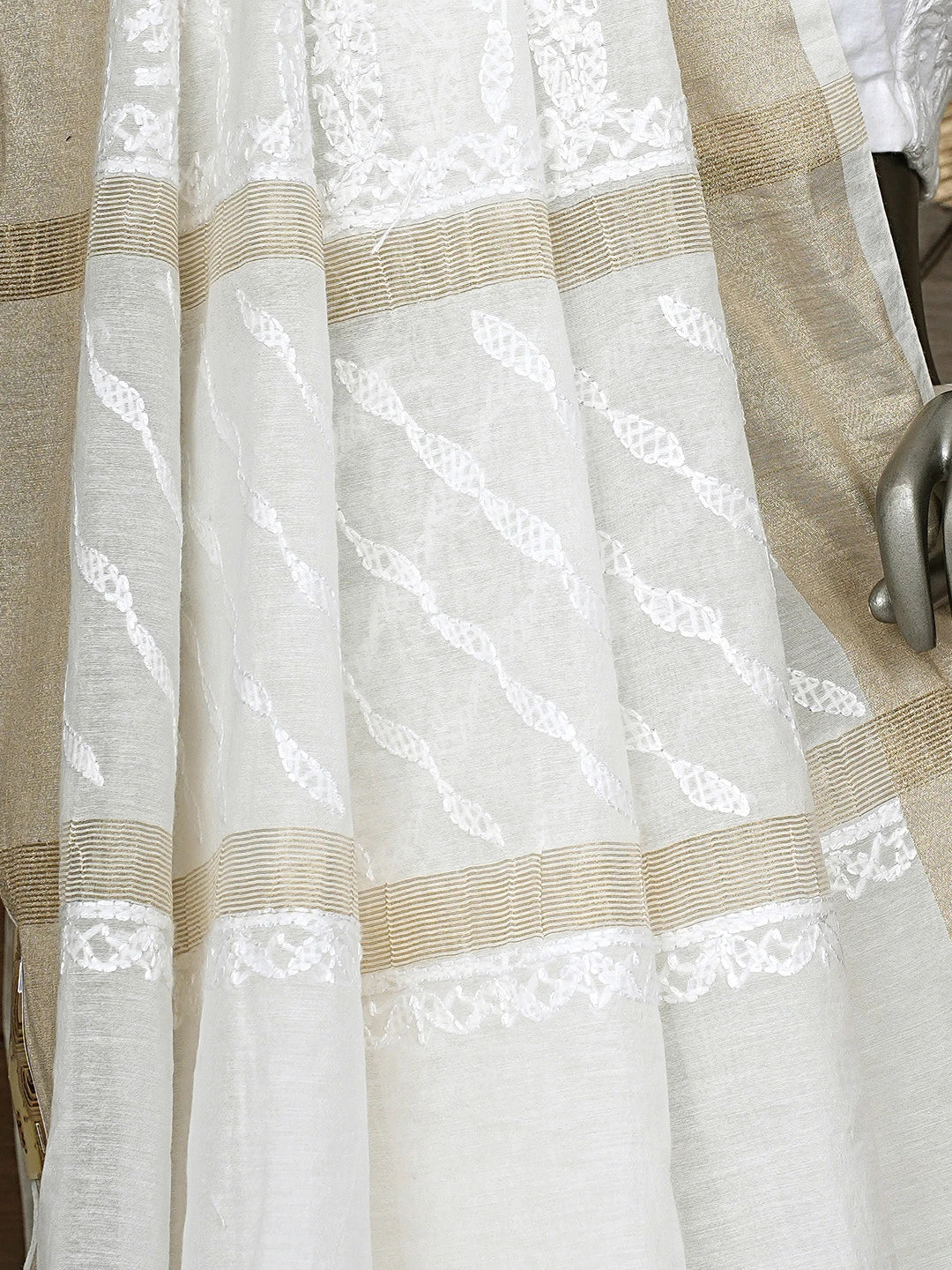 Ada Hand Embroidered Cream Chanderi Lucknowi Chikankari Saree With Blouse 01A903538