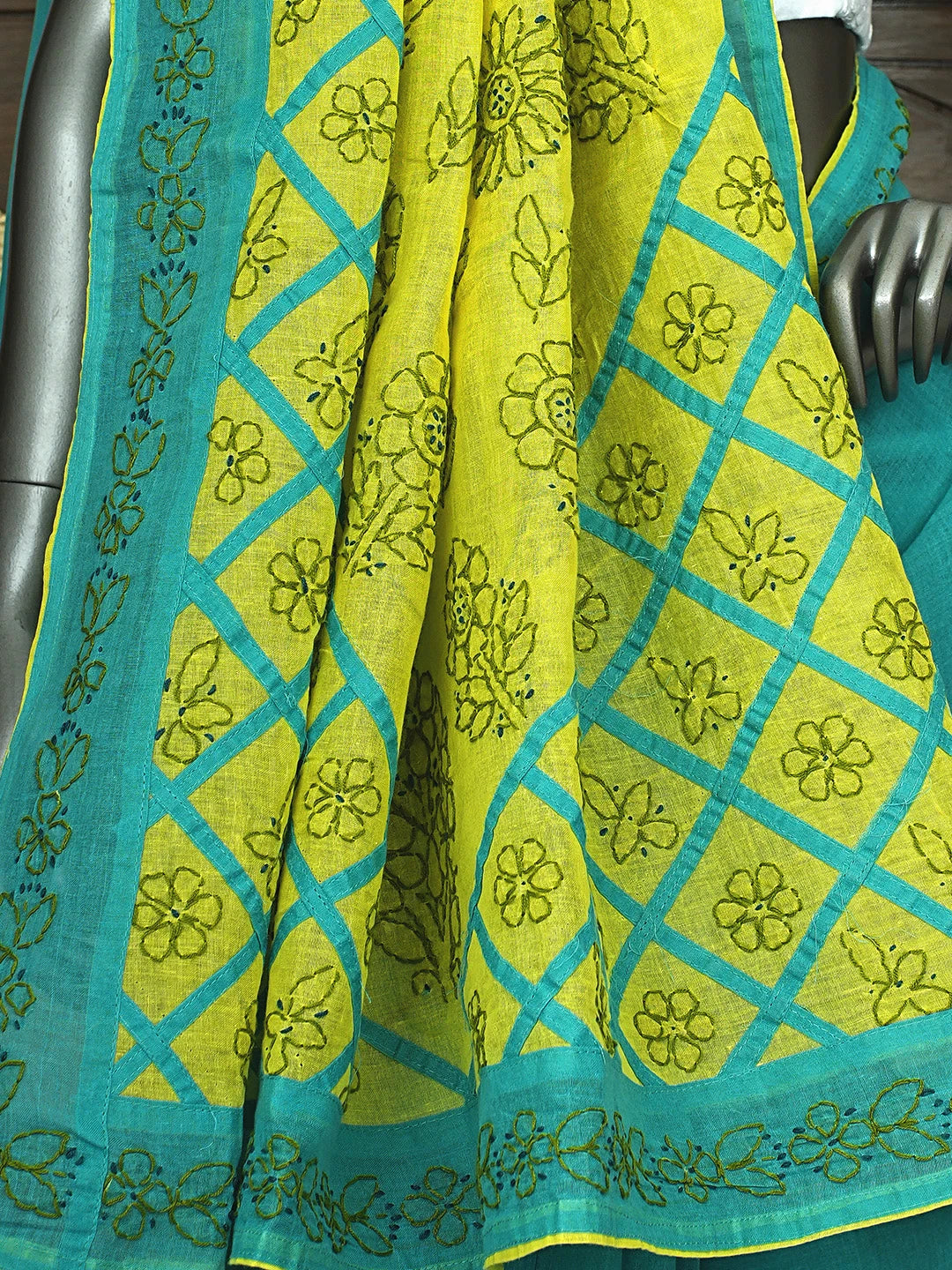 Ada Hand Embroidered Rama Green Cotton Lucknowi Chikankari Saree and Blouse 01A904836