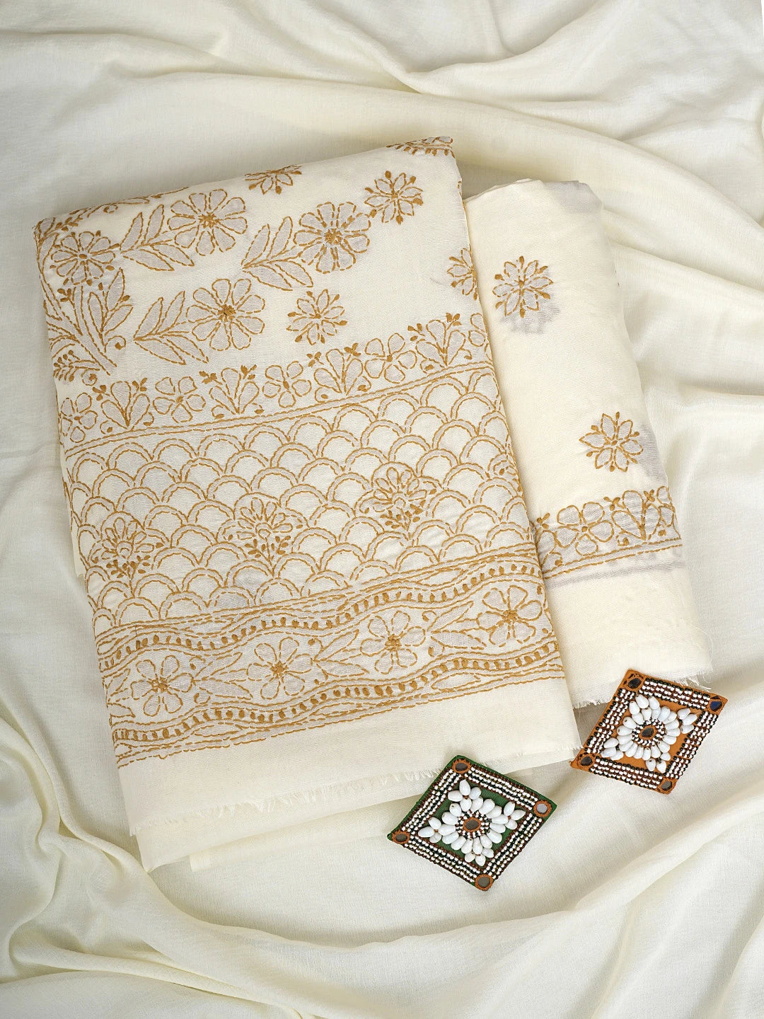 Ada Hand Embroidered Cream Cotton Lucknowi Chikankari Unstitched Suit Piece With Chiffon Dupatta 01A920539