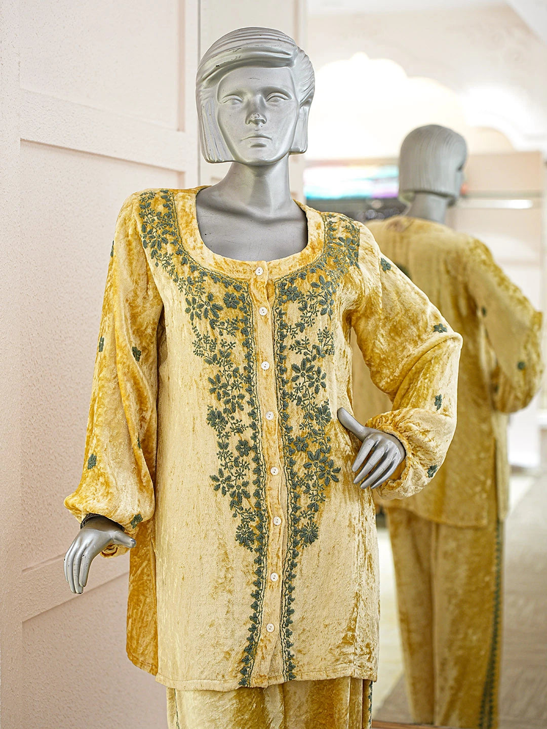 Ada Hand Embroidered Beige Velvet Lucknowi Chikankari Kurta Set 01A557310