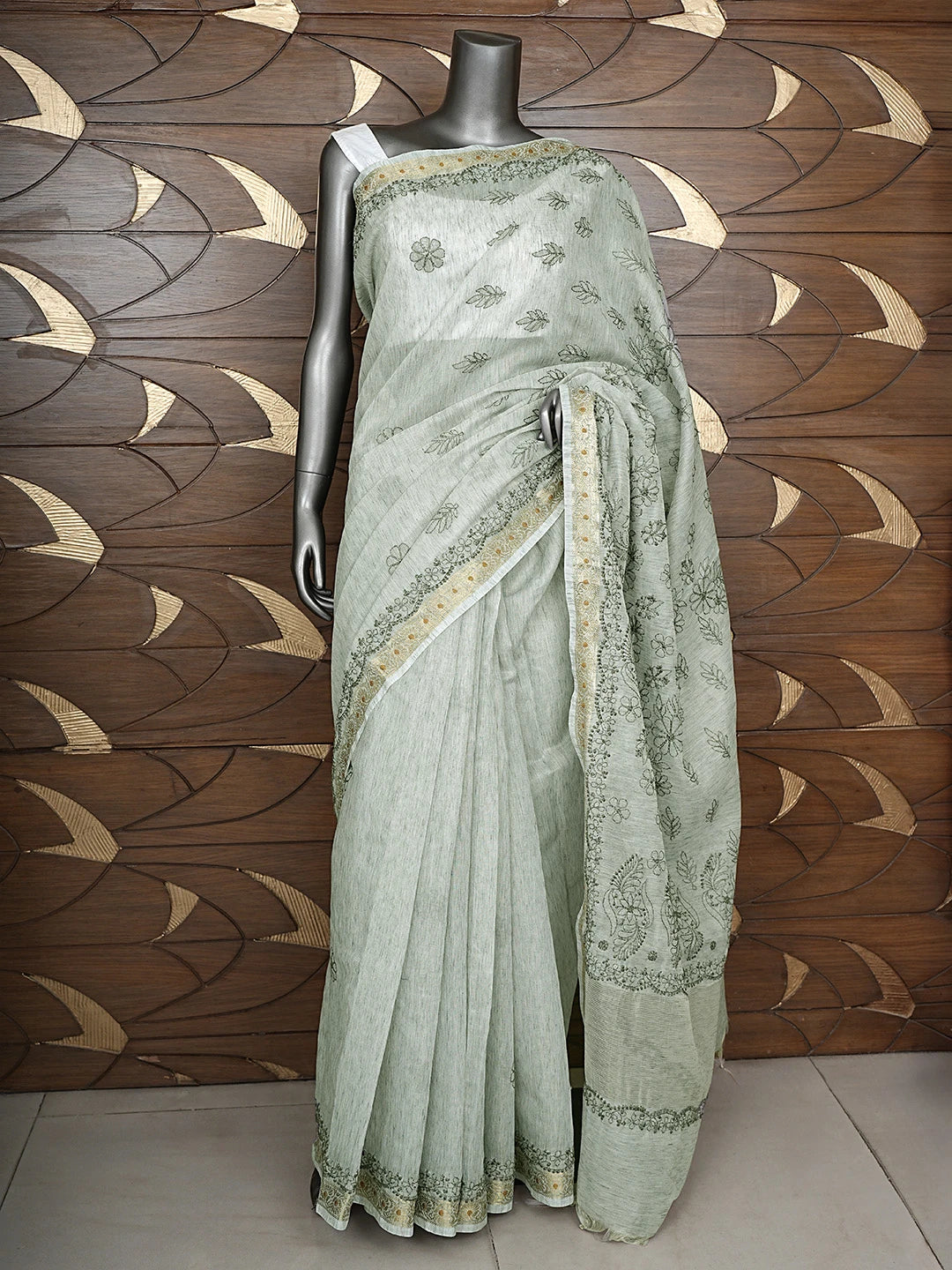 Ada Hand Embroidered Silver Grey Tissue Lucknowi Chikankari Saree With Blouse 01A918133