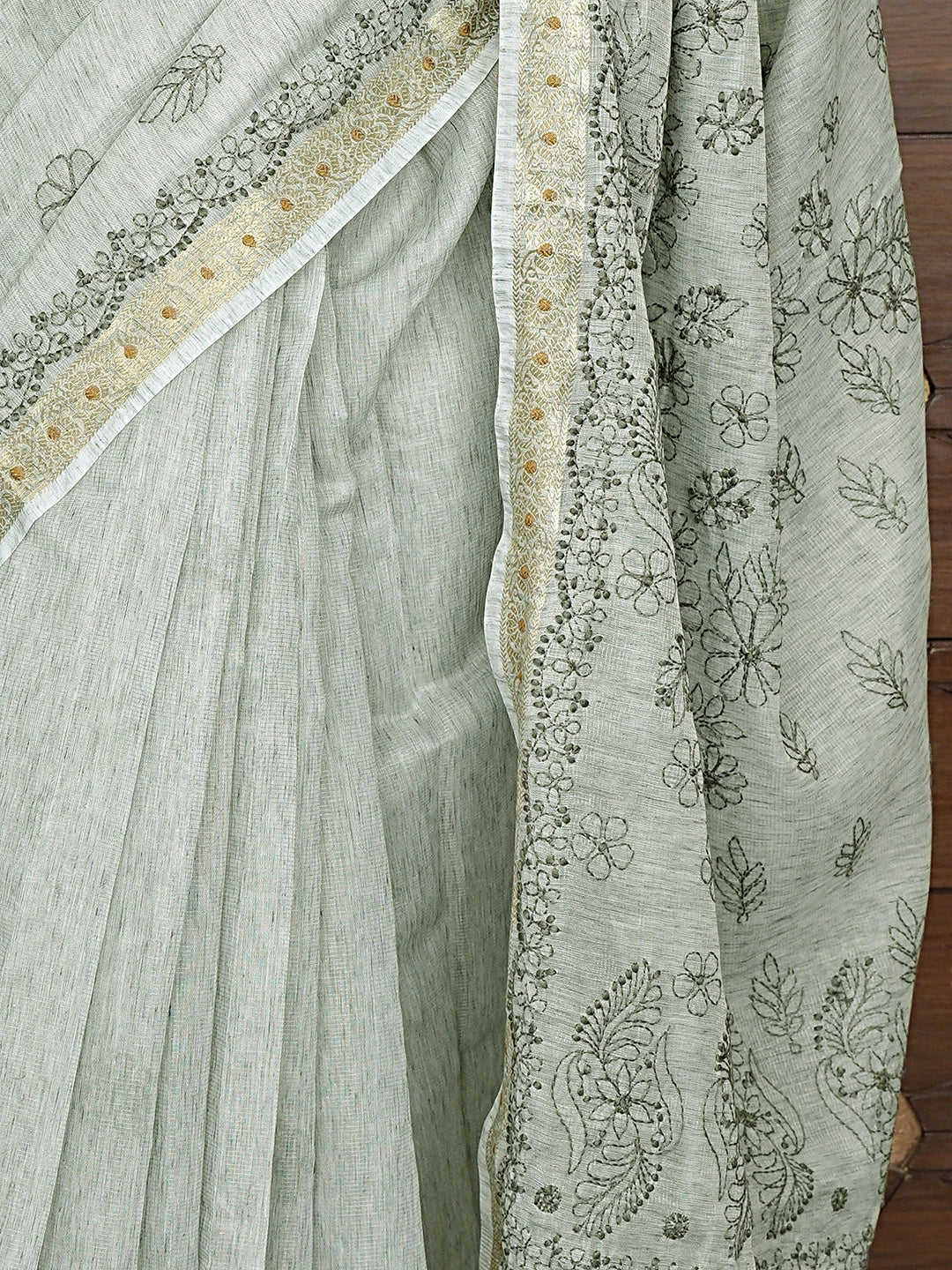 Ada Hand Embroidered Silver Grey Tissue Lucknowi Chikankari Saree With Blouse 01A918133