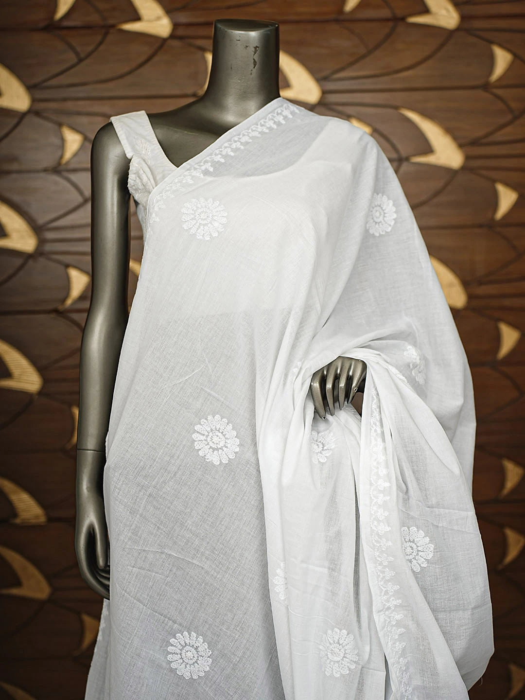 Ada Hand Embroidered White Cotton Lucknowi Chikankari Dupatta 01A865922