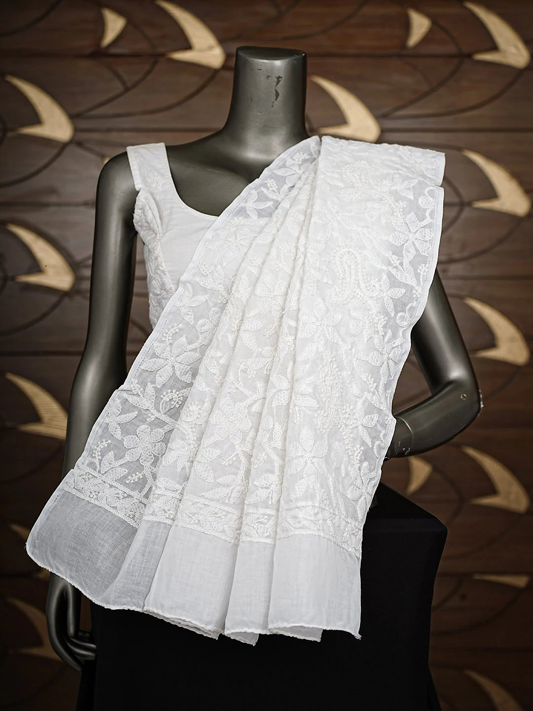 Ada Hand Embroidered White Cotton Lucknowi Chikankari Dupatta 01A800141