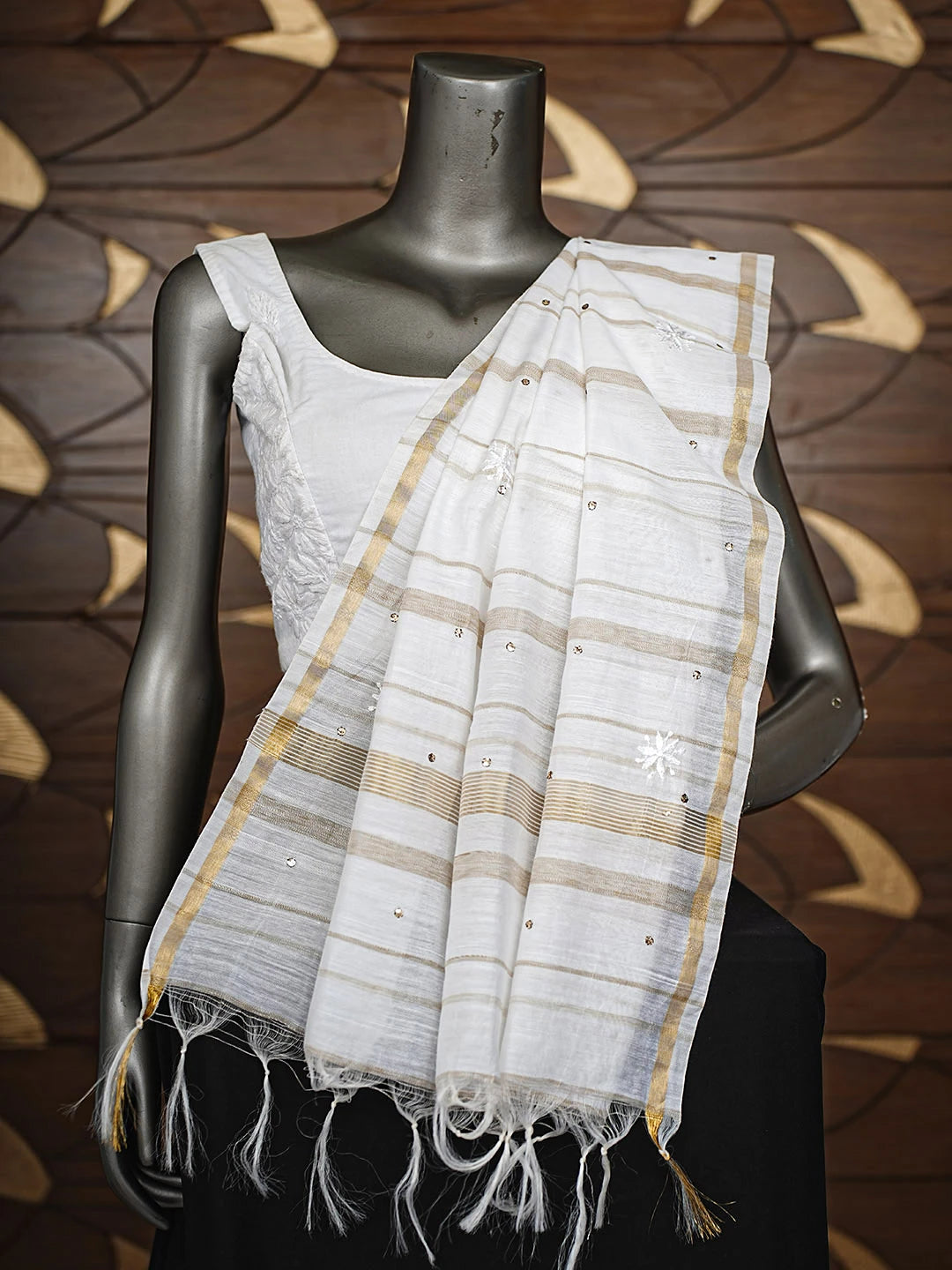 Ada Hand Embroidered White Chanderi Lucknowi Chikankari Dupatta With Muqaish/Mukaish Work 01A858155
