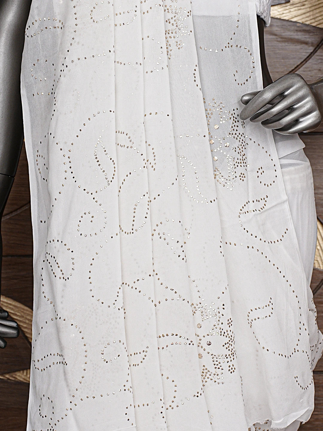 Ada Hand Embroidered White  Viscose Georgette Lucknowi Chikankari Saree With Blouse And Muqaish Work 01A932354