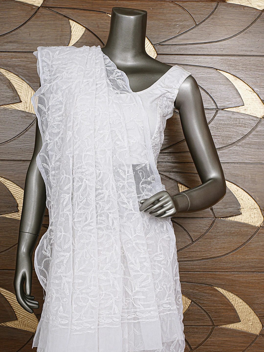Ada Hand Embroidered White Georgette Lucknowi Chikankari Saree and Blouse 01A923551
