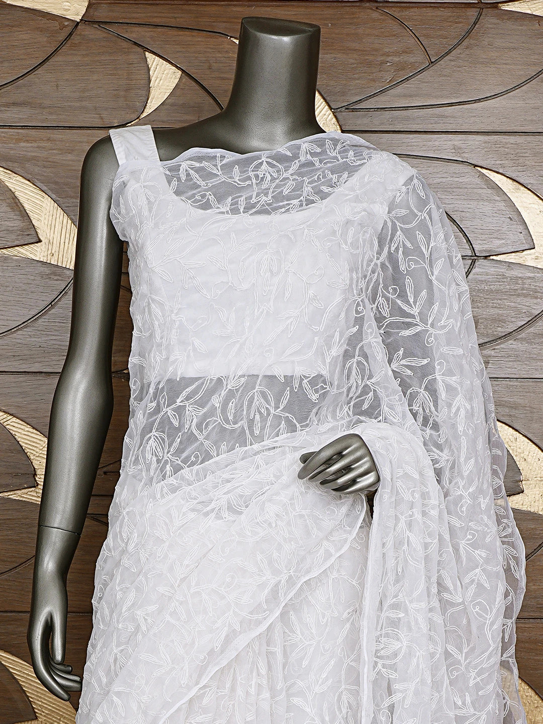 Ada Hand Embroidered White Georgette Lucknowi Chikankari Saree and Blouse 01A923551