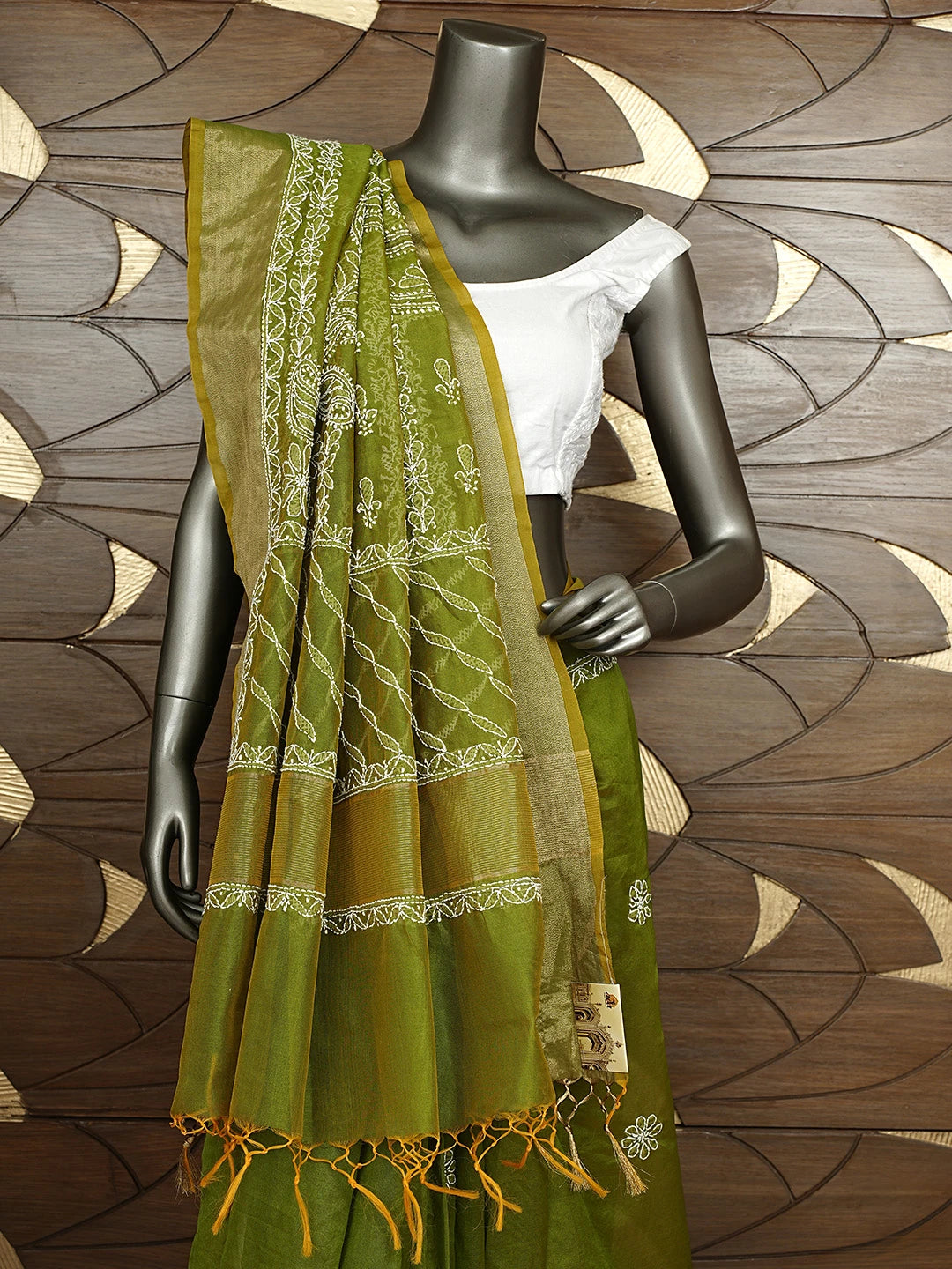 Ada Hand Embroidered Mehandi Green Chanderi Lucknowi Chikankari Saree With Blouse 01A913307