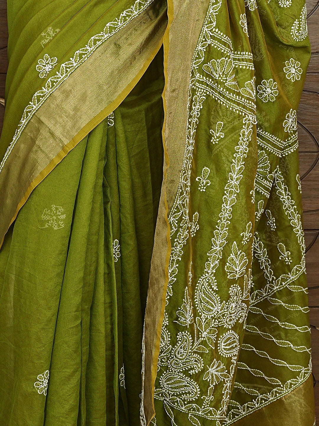 Ada Hand Embroidered Mehandi Green Chanderi Lucknowi Chikankari Saree With Blouse 01A913307