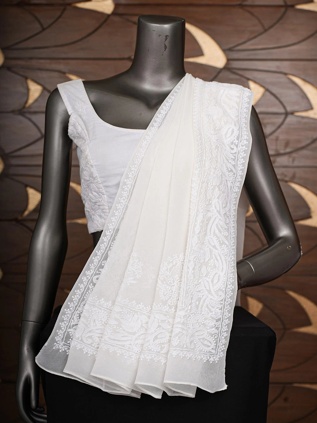 Ada Hand Embroidered White Pure Georgette Lucknowi Chikankari Dupatta 01A785571