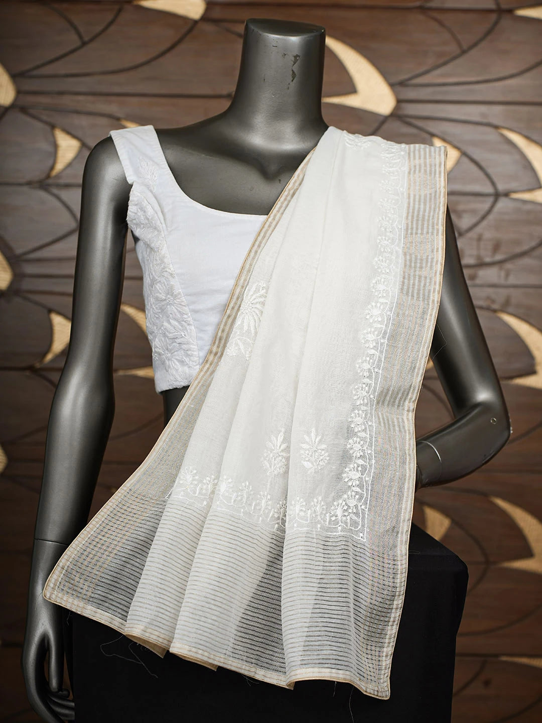 Ada Hand Embroidered White Chanderi Lucknowi Chikankari Dupatta 01A922687