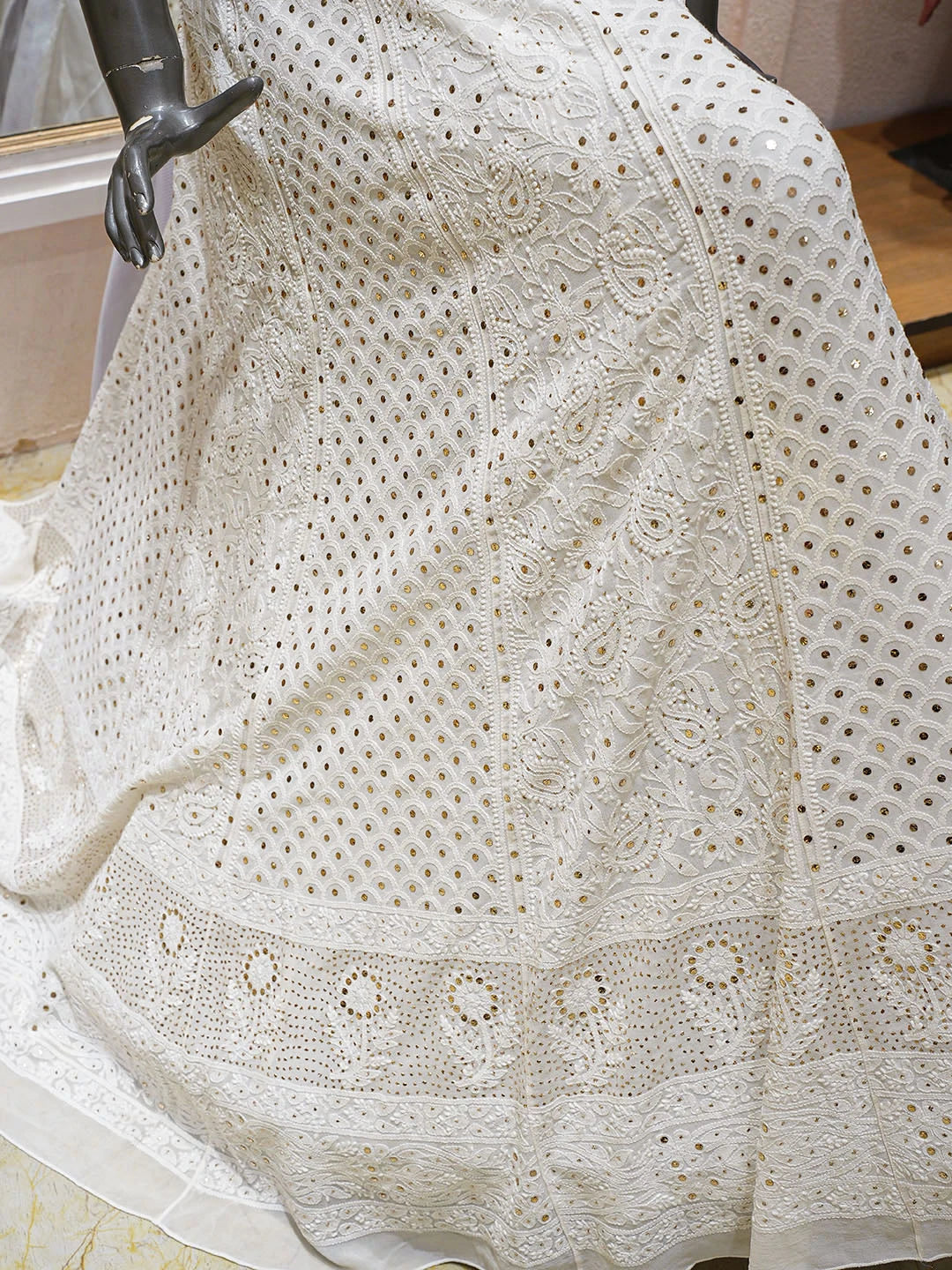 Ada Hand Embroidered White Pure Georgette Lucknowi Chikankari Lehenga Ghera Only (Skirt) With Muqaish/Mukaish Work 01A681179